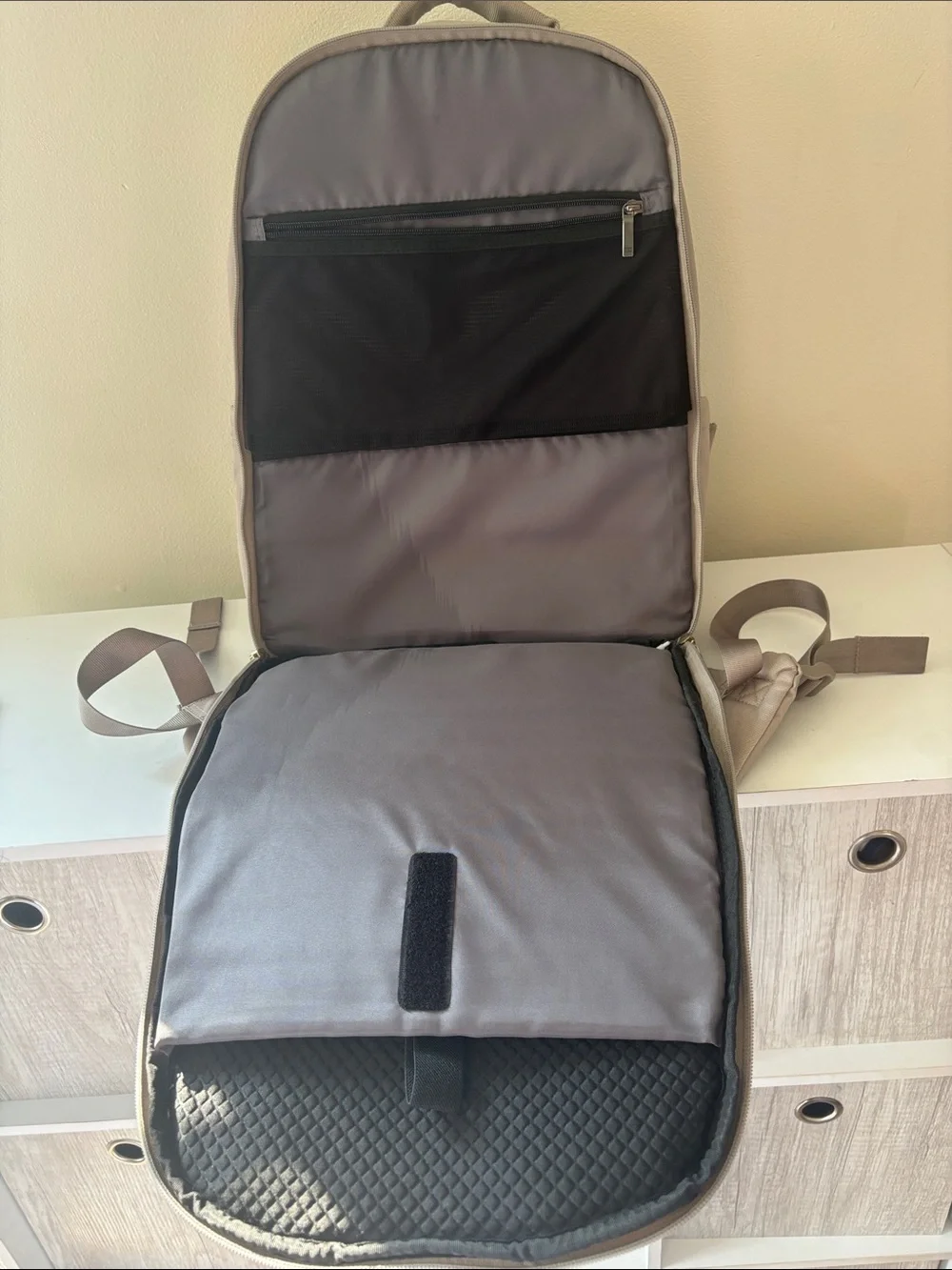 Neutral Gray Women's Backpack with Multiple Pockets